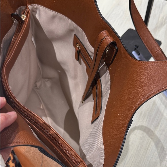 LC Lauren Conrad Tan Tote with Leopard Accent - Picture 12 of 12